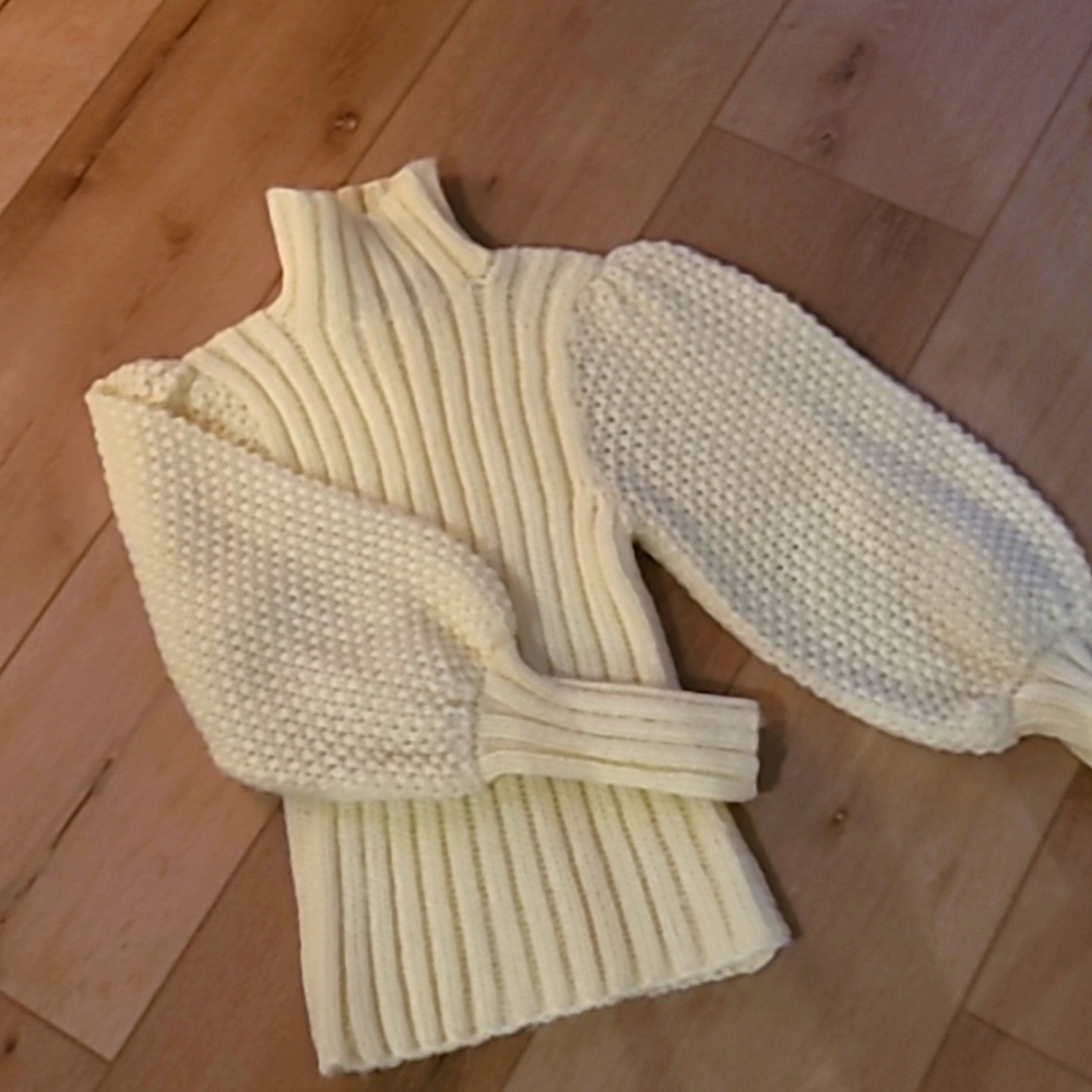 Hand Knit Cream/Ivory Sweater